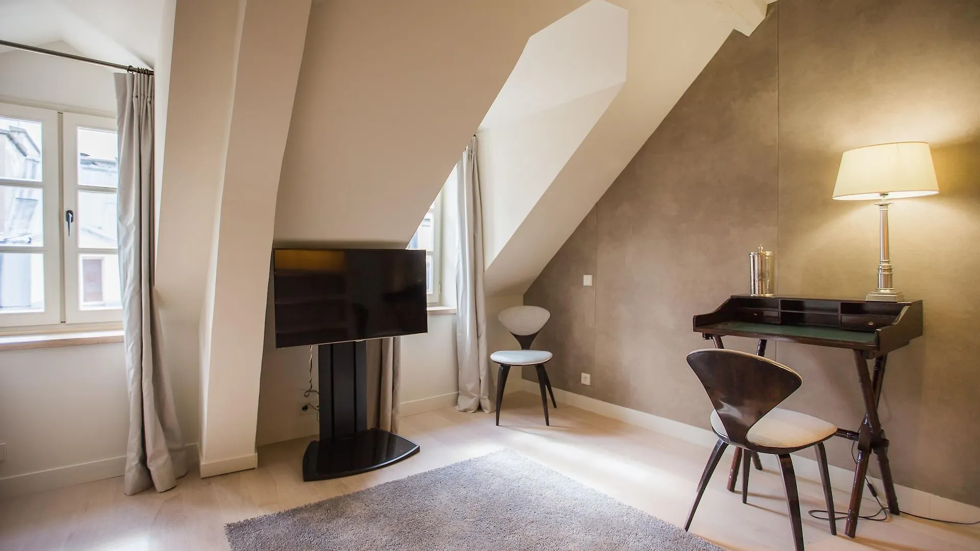 Hotel De Lille - Saint-Germain Des Pres Paris