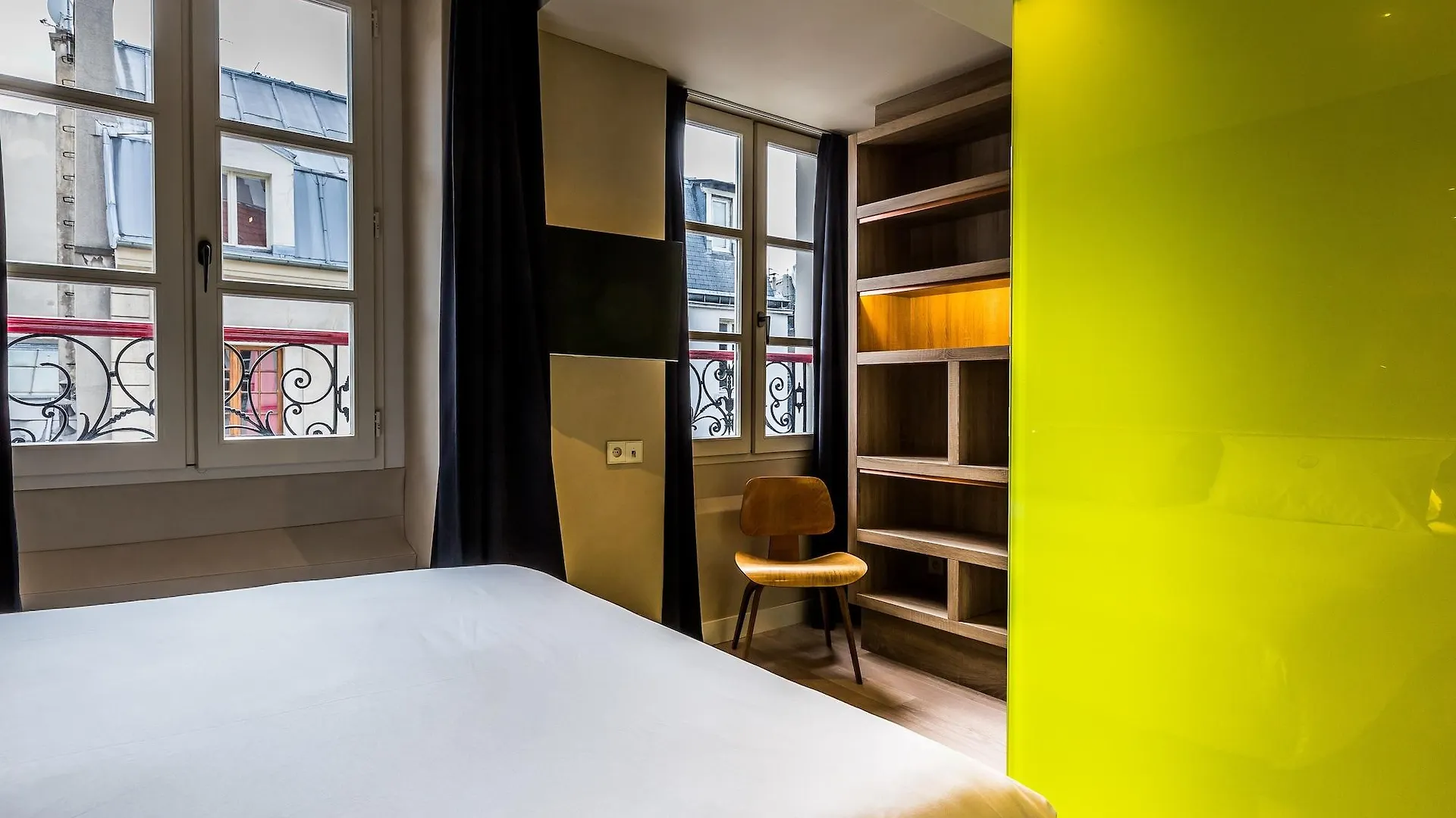 ****  Hotel De Lille - Saint-Germain Des Pres Paris France