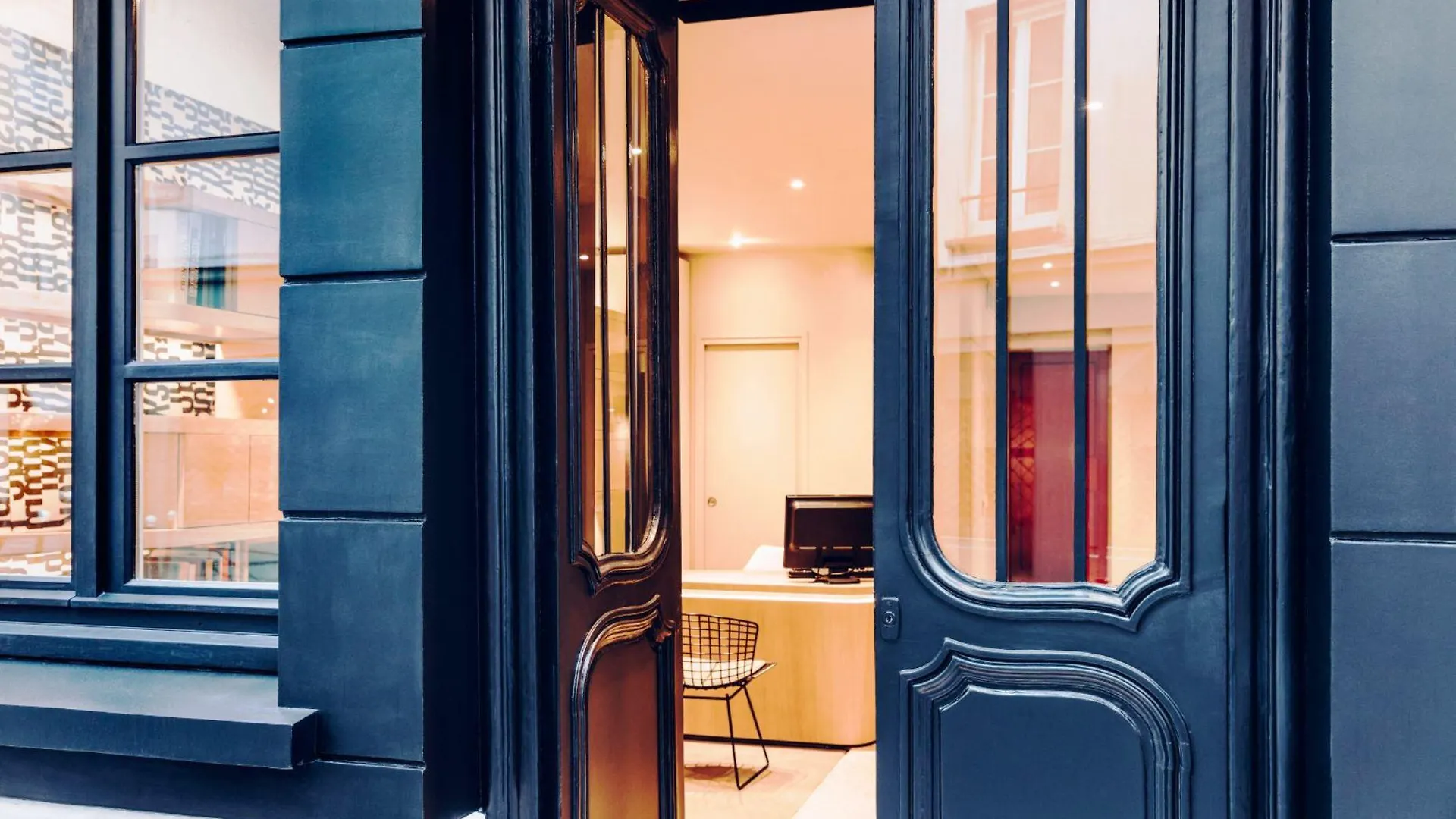 ****  Hotel De Lille - Saint-Germain Des Pres Paris Frankrig