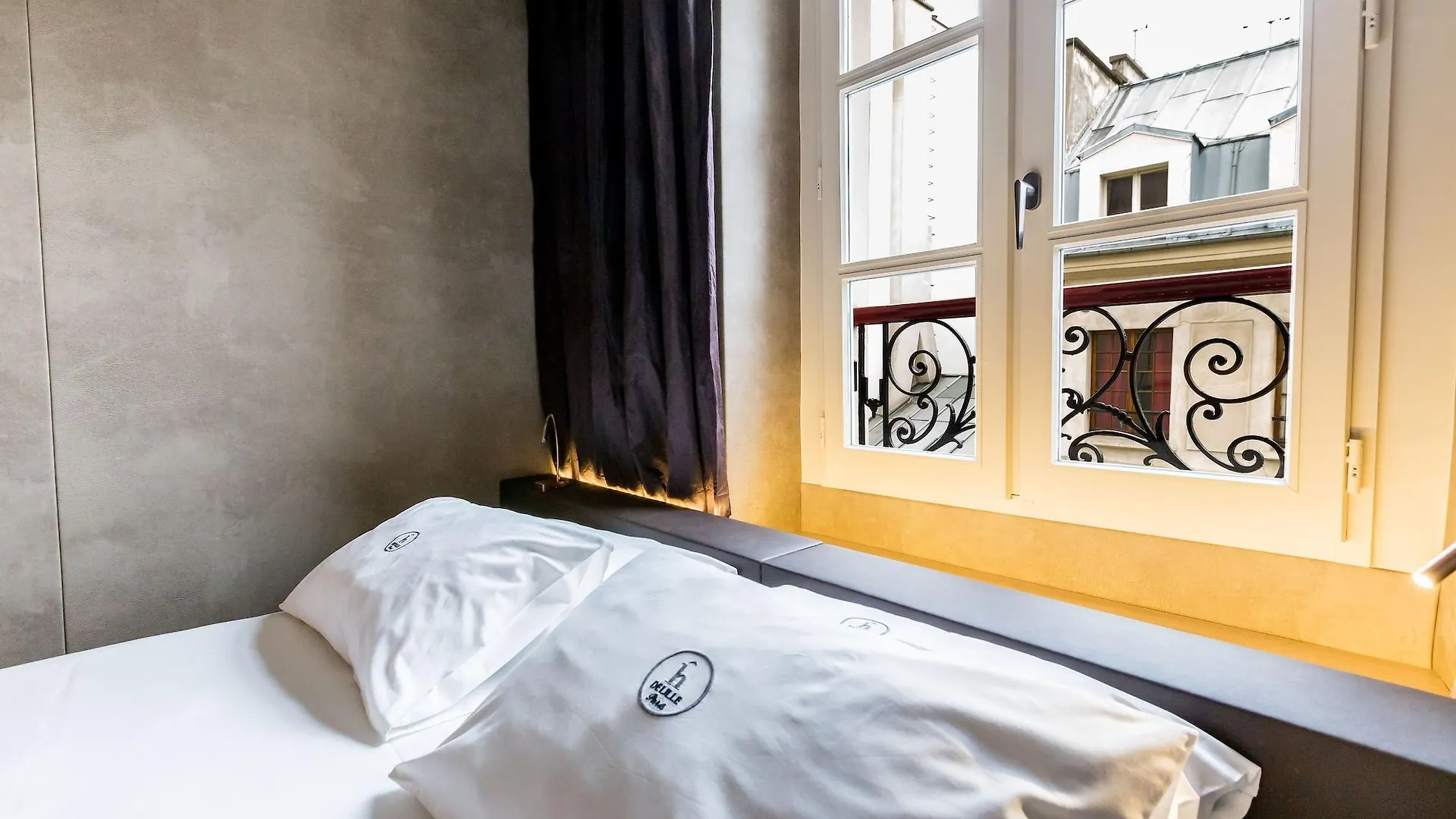 Hotel De Lille - Saint-Germain Des Pres Paris Frankreich