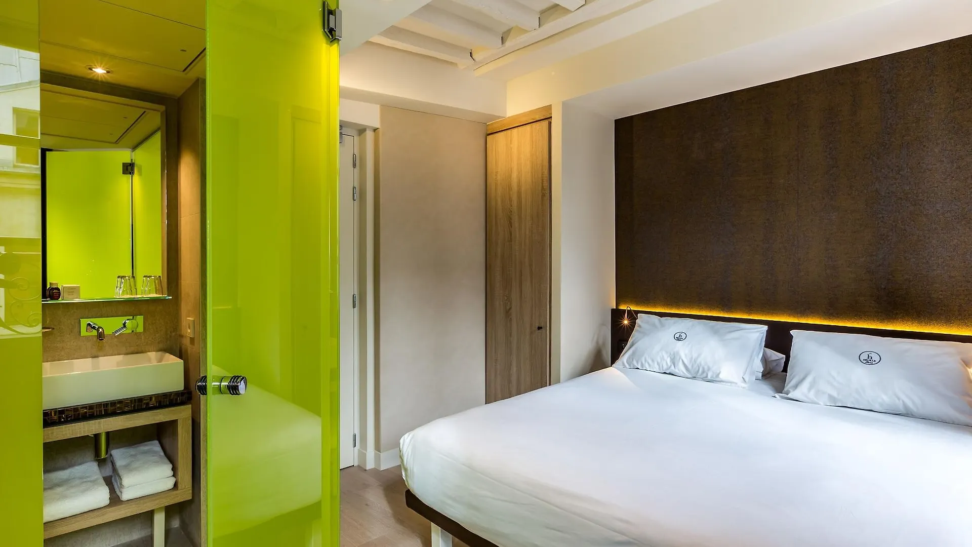 ****  Hotel De Lille - Saint-Germain Des Pres Paris Frankreich
